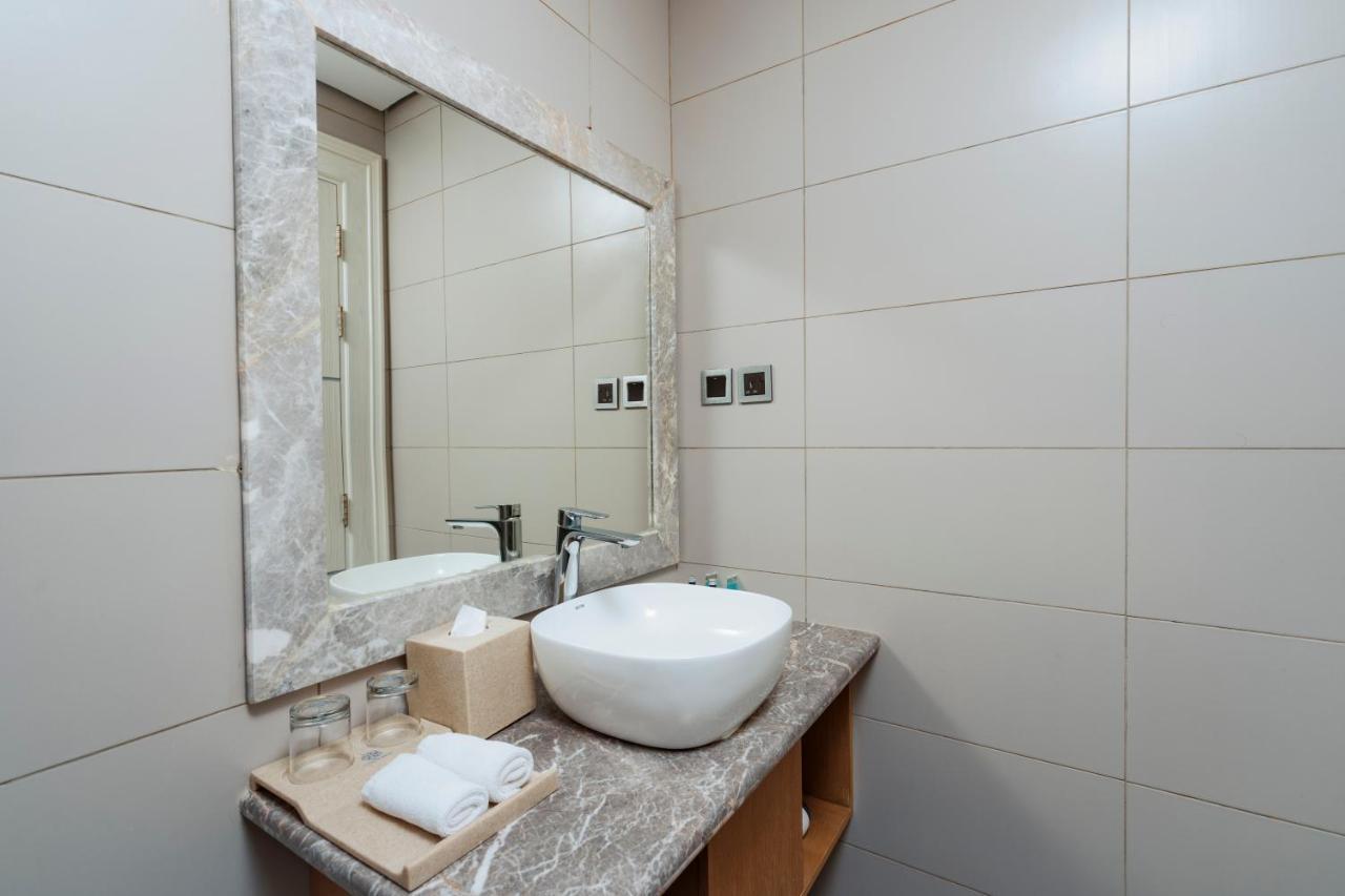 Gulanar Hotel Унайза Экстерьер фото